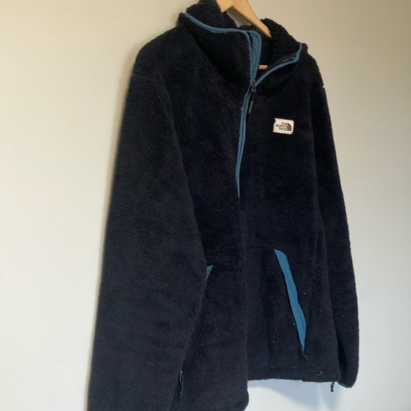 The North Face Navy Fleece Performance Jacket - Picture 3 of 6